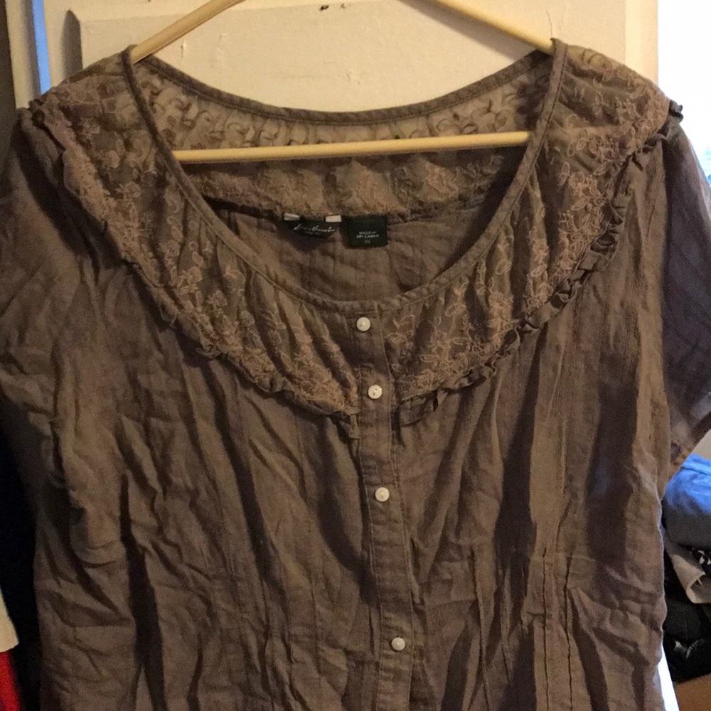 Short sleeved pin tucked lace top blouse